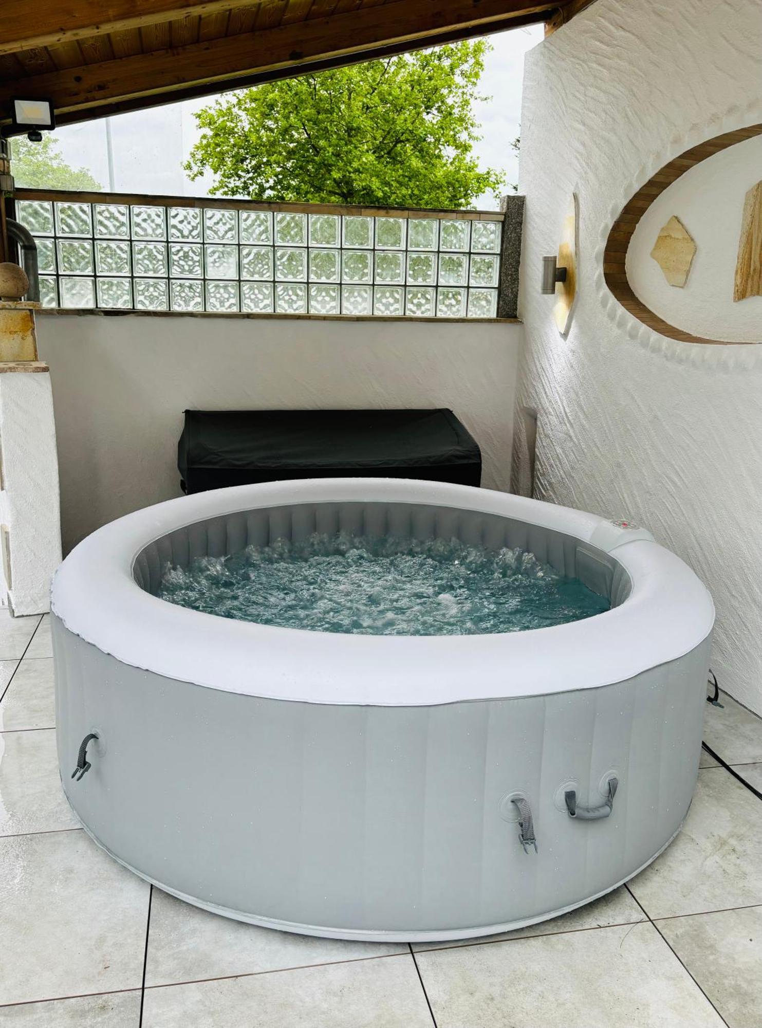 Апартаменти Jacuzzi Terrasse 55' Tv Kueche Regendusche Бад-Беллінген Екстер'єр фото